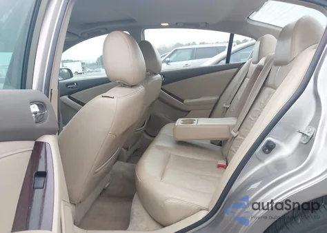 2011 Nissan Altima 2.5 S z USA, uszkodzony, nr VIN 1N4AL2AP1BC109903